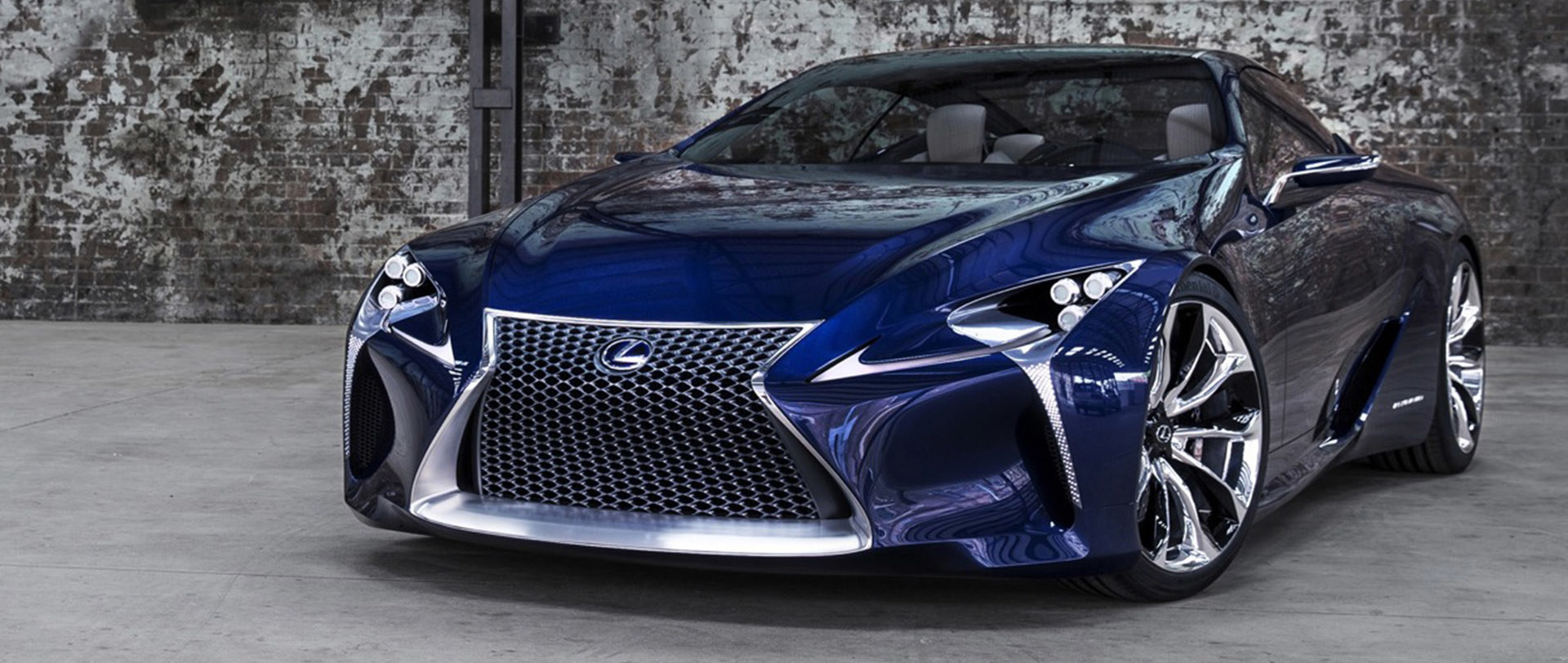 THE LF-LC CONCEPT CAR